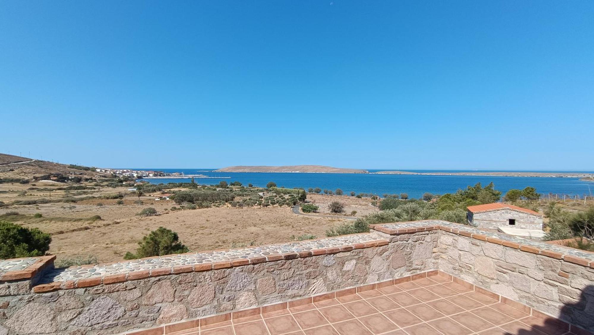 Lesvos Tower House Komninos Sigrion Exterior photo