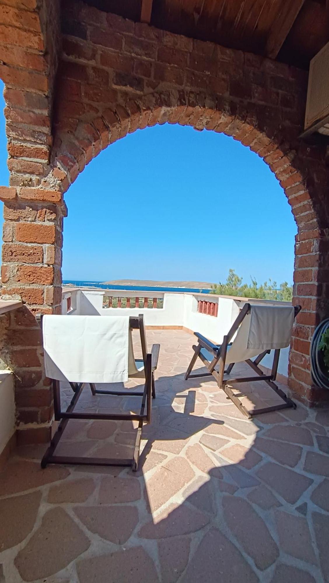 Lesvos Tower House Komninos Sigrion Exterior photo