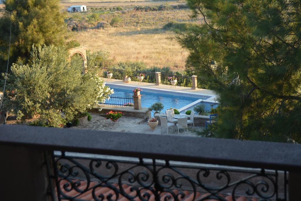 Lesvos Tower House Komninos Sigrion Exterior photo