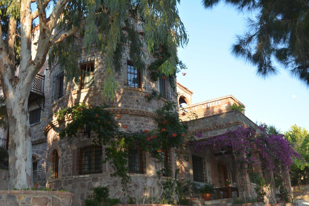 Lesvos Tower House Komninos Sigrion Exterior photo